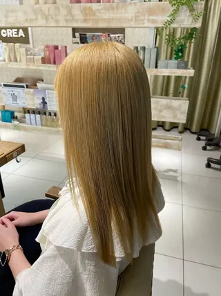 ロング ブリーチなしカラー/ 暖色カラー/艶カラーのヘアスタイル