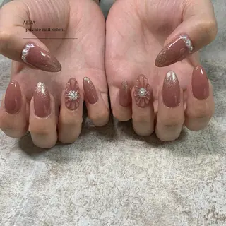 ネイル AERA nail shino🐱⸝꙳のネイルデザイン