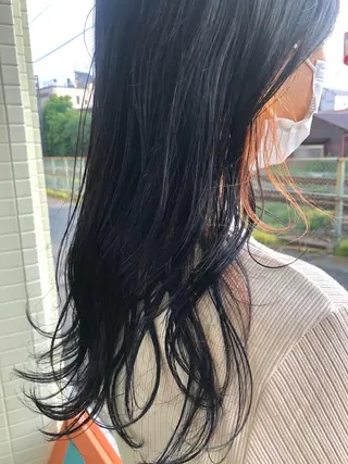 ロング Kaede .のヘアスタイル