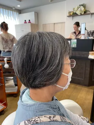 ショート カラー ヘッドスパ 山本🌻のヘアスタイル