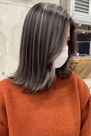 ミディアム カラー ♡ハイライトカラー shinri♡のヘアスタイル