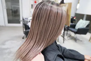 セミロング カラー ヘアアレンジ 縮毛矯正 髪質改善寺坂雄飛💐のヘアスタイル