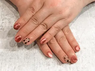 ネイル 長谷川 奈緒美のネイルデザイン