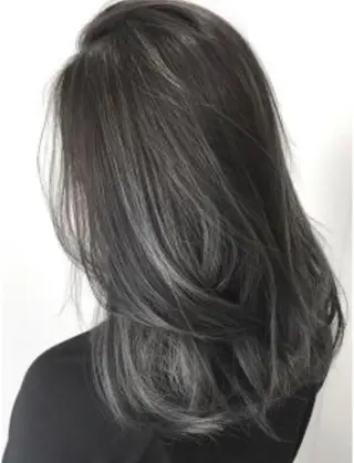 カラー 🔥店長 原田🔥 Ash日野店のヘアスタイル