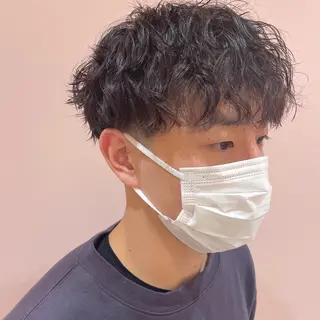 パーマ メンズ レイヤー/ウルフ/ ハイトーンchimiのヘアスタイル