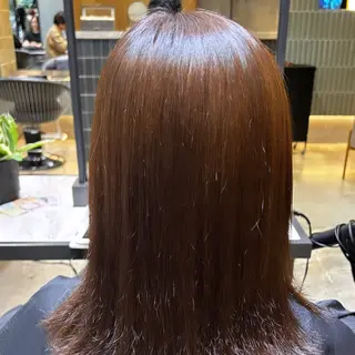 セミロング 縮毛矯正・似合わせ タナカ レイヤのヘアスタイル
