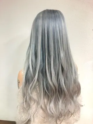 カラー ダブルスキルエクステ /羽エクステ白石宇由のヘアスタイル