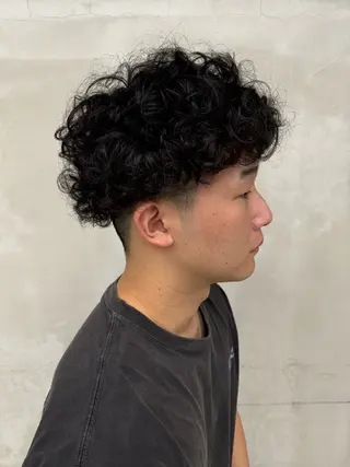 ショート パーマ メンズ レイヤーカット 🫒natsuのヘアスタイル