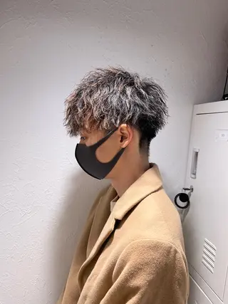 ショート カラー パーマ ヘアアレンジ メンズ キッズ ネイル マツエク・マツパ スパイキー/フェザー /波巻き/かいとのヘアスタイル