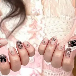 ネイル Momoka .のネイルデザイン