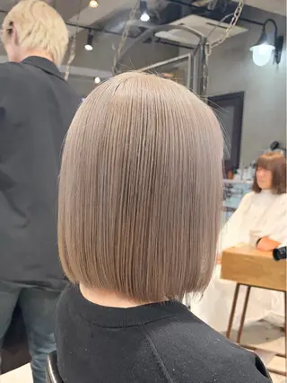 ミディアム カラー 似合わせベージュ 🍯ayumi🍯のヘアスタイル
