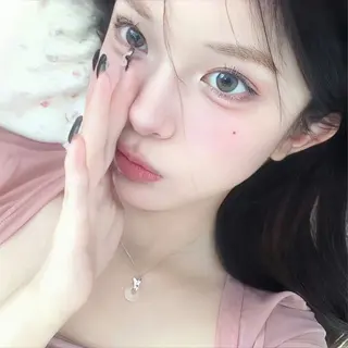 ロング 透明感カラー✨🩵 韓国ヘアkanatoのヘアスタイル