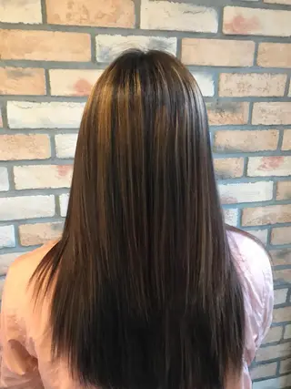 ロング カラー ヘアアレンジ 烏山 達也のヘアスタイル