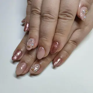 ネイル 吉澤 友恵のネイルデザイン