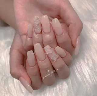 ネイル MoaNail🫶 Yoshiのネイルデザイン