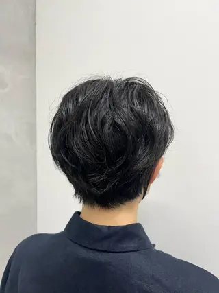 ショート パーマ 山本 佳奈のヘアスタイル