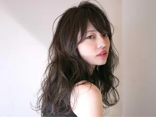 セミロング パーマ 美髪矯正・レイヤー 倉友哉のヘアスタイル