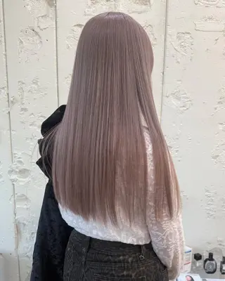 ロング カラー SALOWIN町田所属・ハイトーン🦢 Natsumiのヘアスタイル