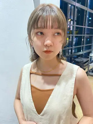 ミディアム カラー 増井 彩乃のヘアスタイル