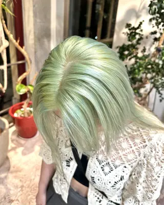 ロング ササキカズマ〻透明感 〻色落ち〻赤み消しのヘアスタイル