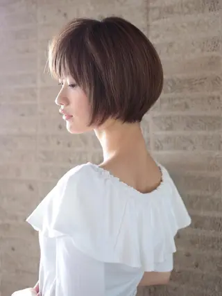 ミディアム 宮内 真乃のヘアスタイル