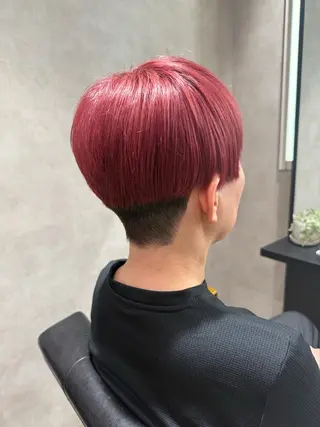 ショート カラー 艶髪/ moeのヘアスタイル