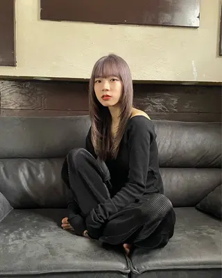 ロング カラー 垢抜け小顔レイヤー オリーブ/スミレのヘアスタイル