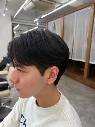 パーマ メンズ 髪質改善×縮毛矯正 saLyu川島のヘアスタイル