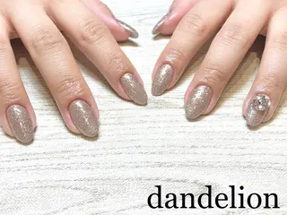 ネイル dandelion ダンデライオンのネイルデザイン