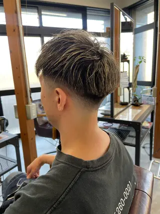 メンズ ｼﾉｻﾞｷ ｷﾅのヘアスタイル