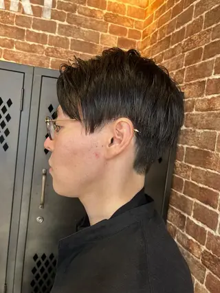 ショート カラー パーマ ヘアアレンジ メンズ キッズ ネイル マツエク・マツパ アイブロウ 久木原 ゆりのヘアスタイル