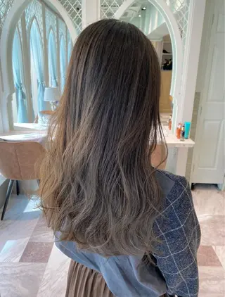 カラー 渡辺 麻衣のヘアスタイル