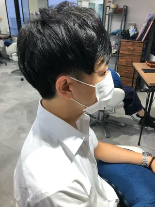 メンズ Noyヨシモト ヒロトのヘアスタイル
