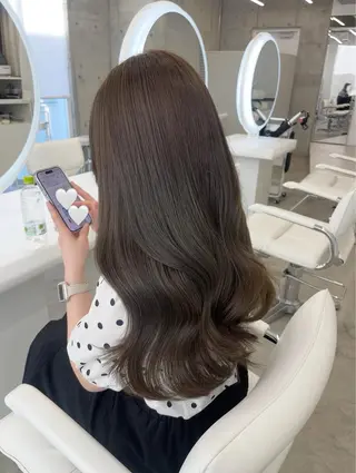 セミロング レイヤーカット 透明感カラー表参道のヘアスタイル