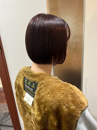 ショート yura /レイヤーカットのヘアスタイル