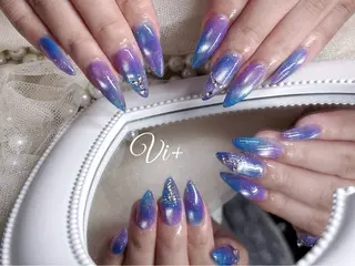 ネイル Nailsalon Vi+ももか🩷のネイルデザイン
