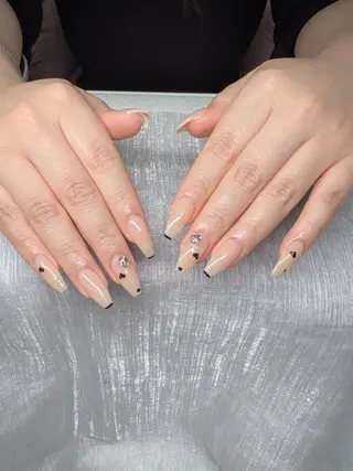 ネイル Lee Ainのネイルデザイン