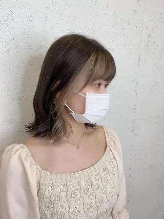 ショート カラー 透明感ハイトーン🦄 キラ🌈のヘアスタイル