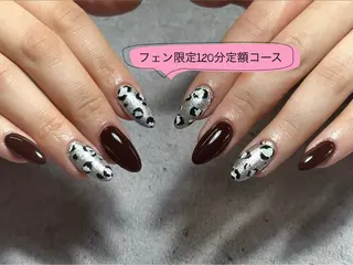 ネイル 7LOOKS フェンのネイルデザイン