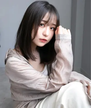 ミディアム カラー 美髪矯正・レイヤー 倉友哉のヘアスタイル
