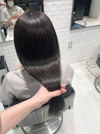 ロング カラー パーマ ヘアアレンジ 透明感/オリーブ/ グレージュ/YUKAのヘアスタイル