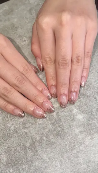 ネイル haleyume所属・shino🌟 痛ネイルのネイルデザイン