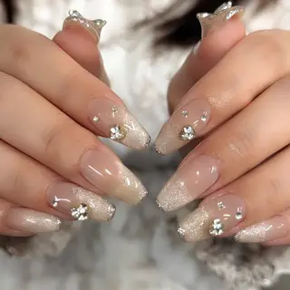 ネイル ジュエル.《ネイル》 モデル募集中のネイルデザイン