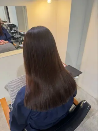 ロング カラー 佐藤 世怜奈のヘアスタイル