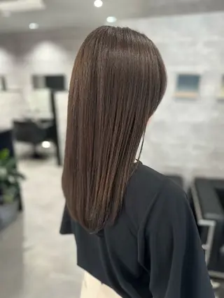 セミロング カラー 佐藤 琴美のヘアスタイル