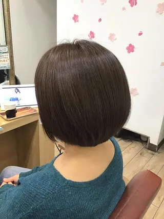 ショート 工藤 麻知子のヘアスタイル