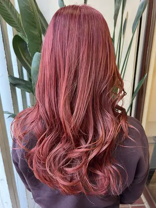 ロング カラー ブリーチカラー🦖 岡部木乃夏のヘアスタイル