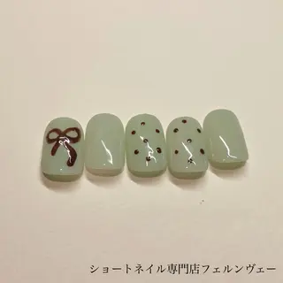 ネイル ショートネイル専門店 フェルンヴェー代々木のネイルデザイン