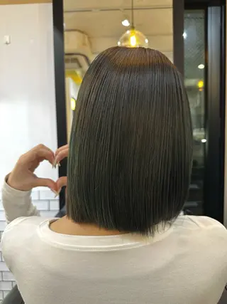 ミディアム カラー 似合わせひなた🐥 elima調布のヘアスタイル