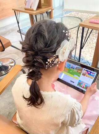 ヘアアレンジ 酸性ストレート/ブリ ーチなしWカラー河本のヘアスタイル